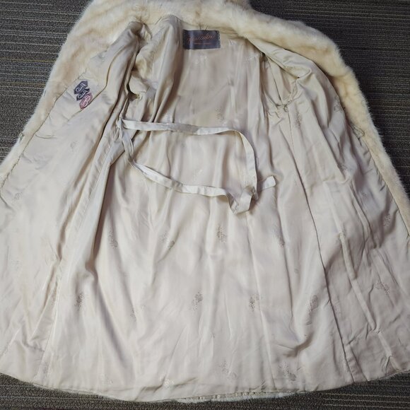 Vintage Eaton Salon White Fur Long Coat (XL - 42) - Picture 4 of 15